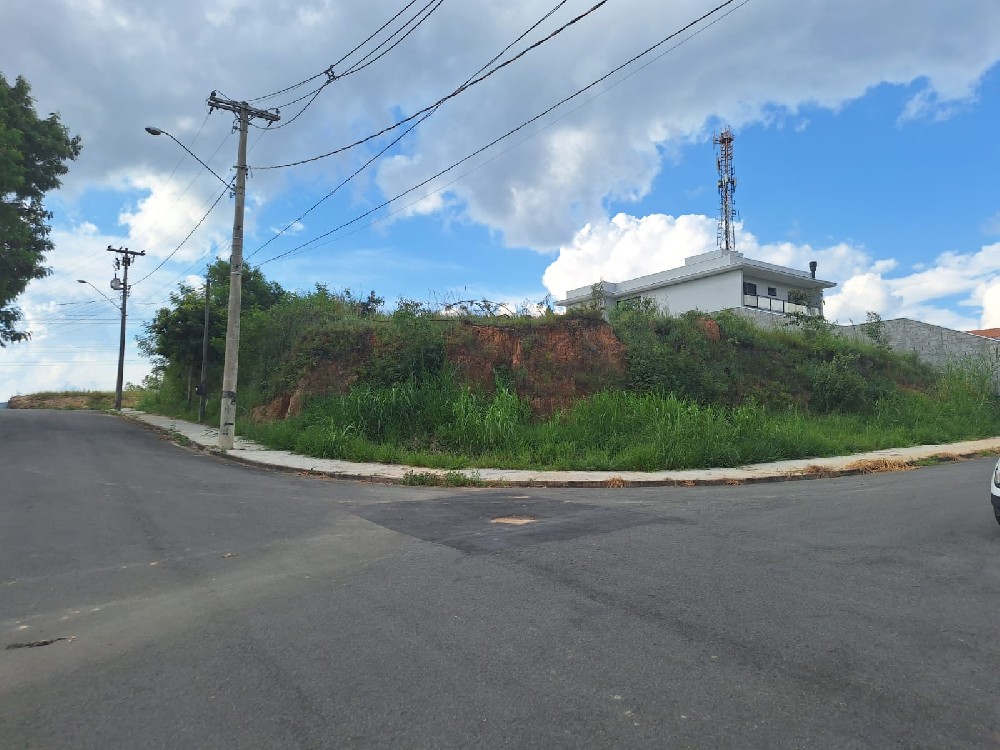 Terreno Bairro Residencial Alto Padrão Amparo/SP.