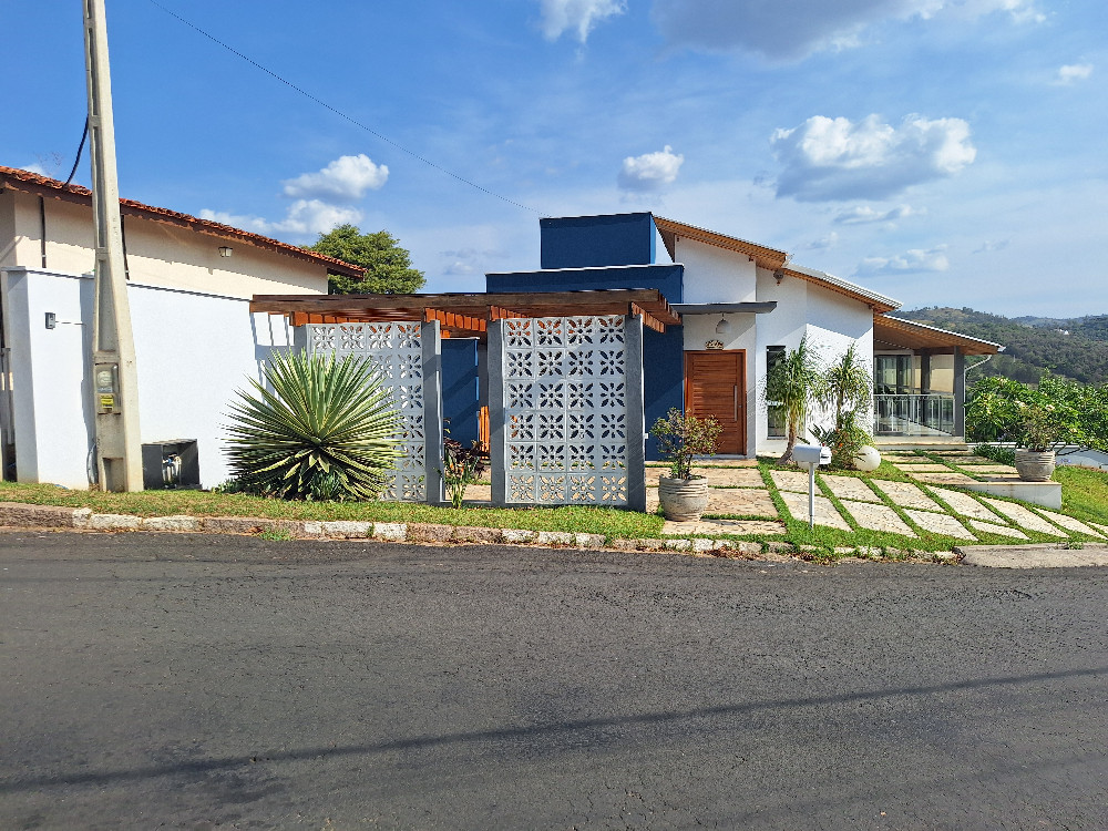 Casa Condomínio Orypaba Monte Alegre do Sul/SP.