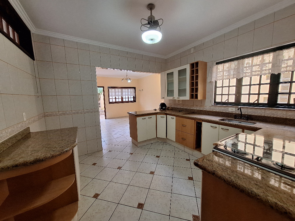 Casa Jardim América Amparo/SP.