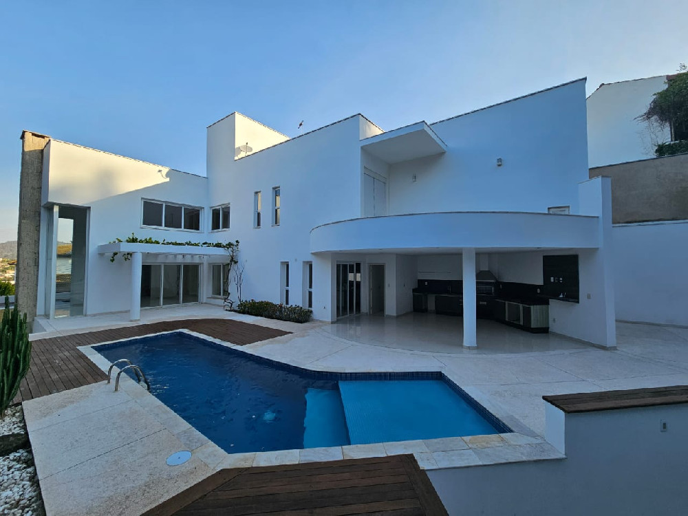Casa Condomínio Loureiro - Amparo S/P. 