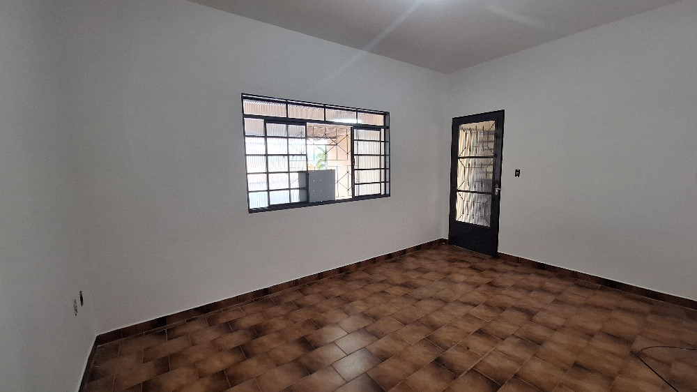 Casa Jardim Itália Amparo/SP.