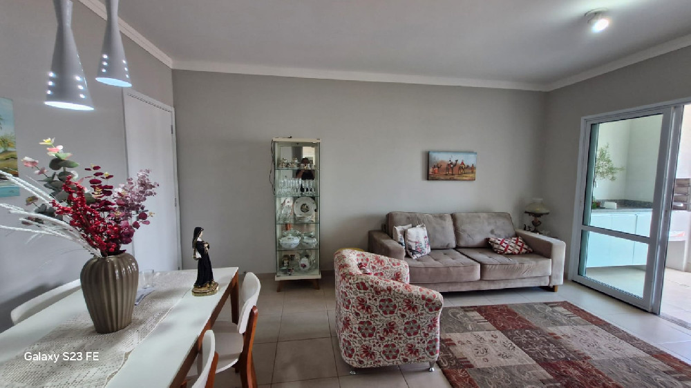 Apartamento - Montebello Amparo S/P.